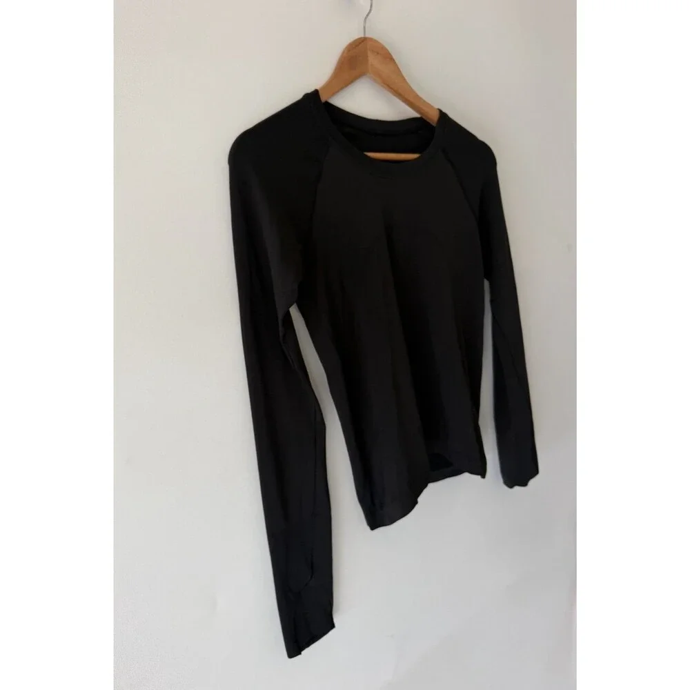 Lululemon Swiftly Tech 2.0 Shirt Size 6 Black Athletic Workout Gym Top